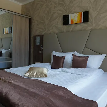 Infinity Park Hotel